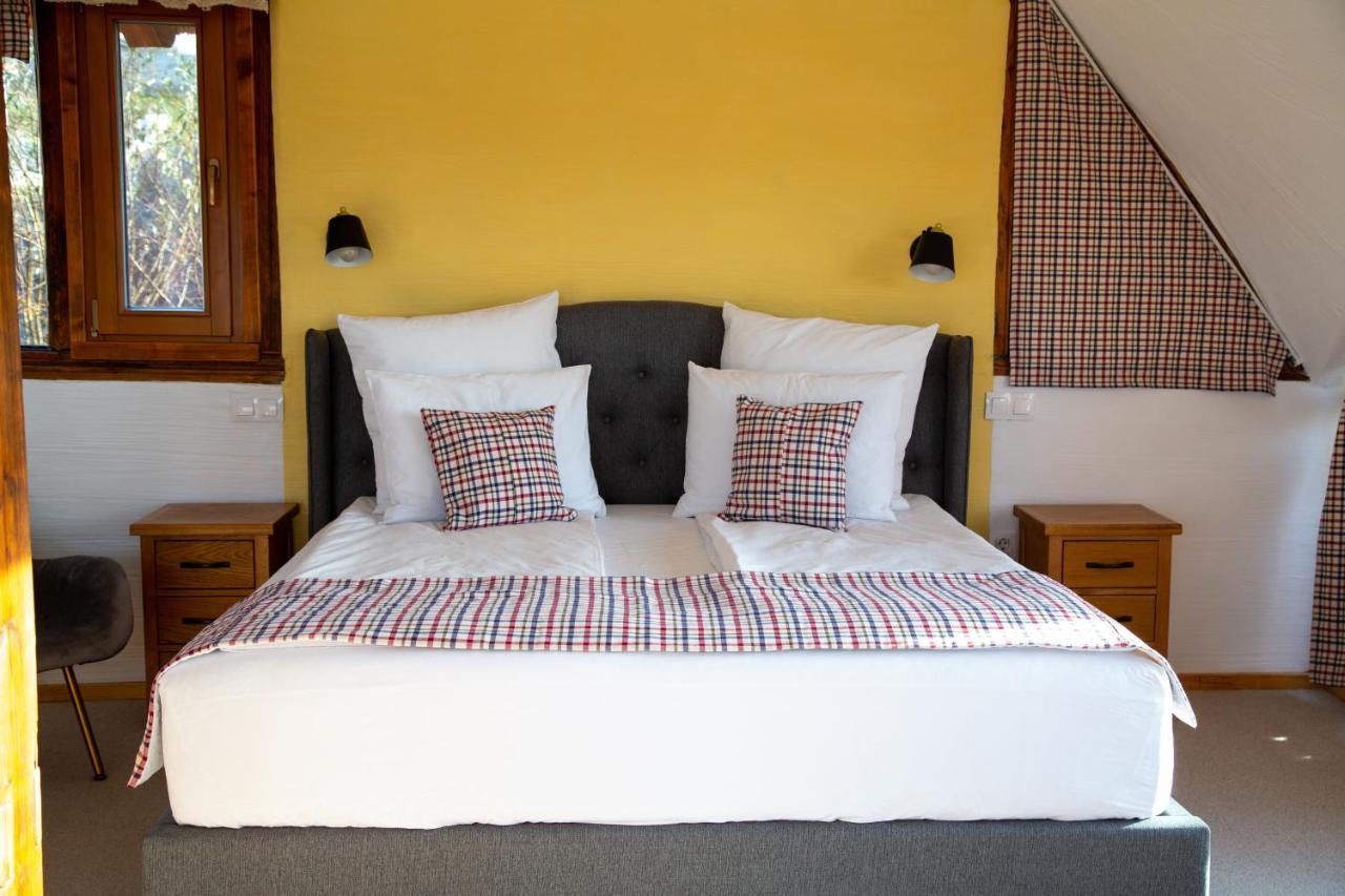 Casele Cu Stuf B&B Haus Ulrike Sălicea 외부 사진