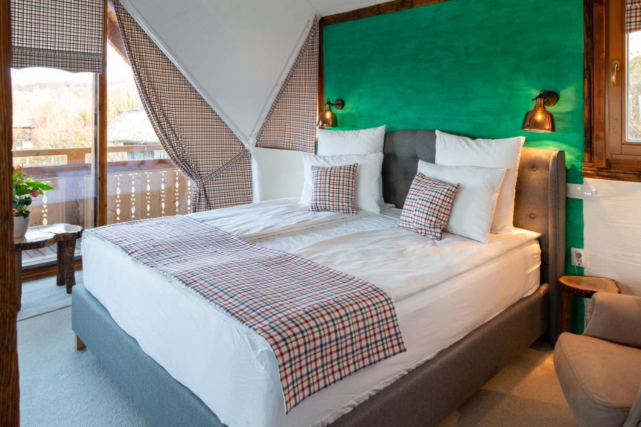 Casele Cu Stuf B&B Haus Ulrike Sălicea 외부 사진