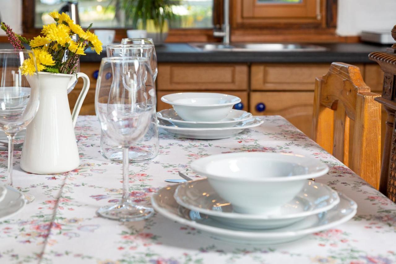 Casele Cu Stuf B&B Haus Ulrike Sălicea 외부 사진